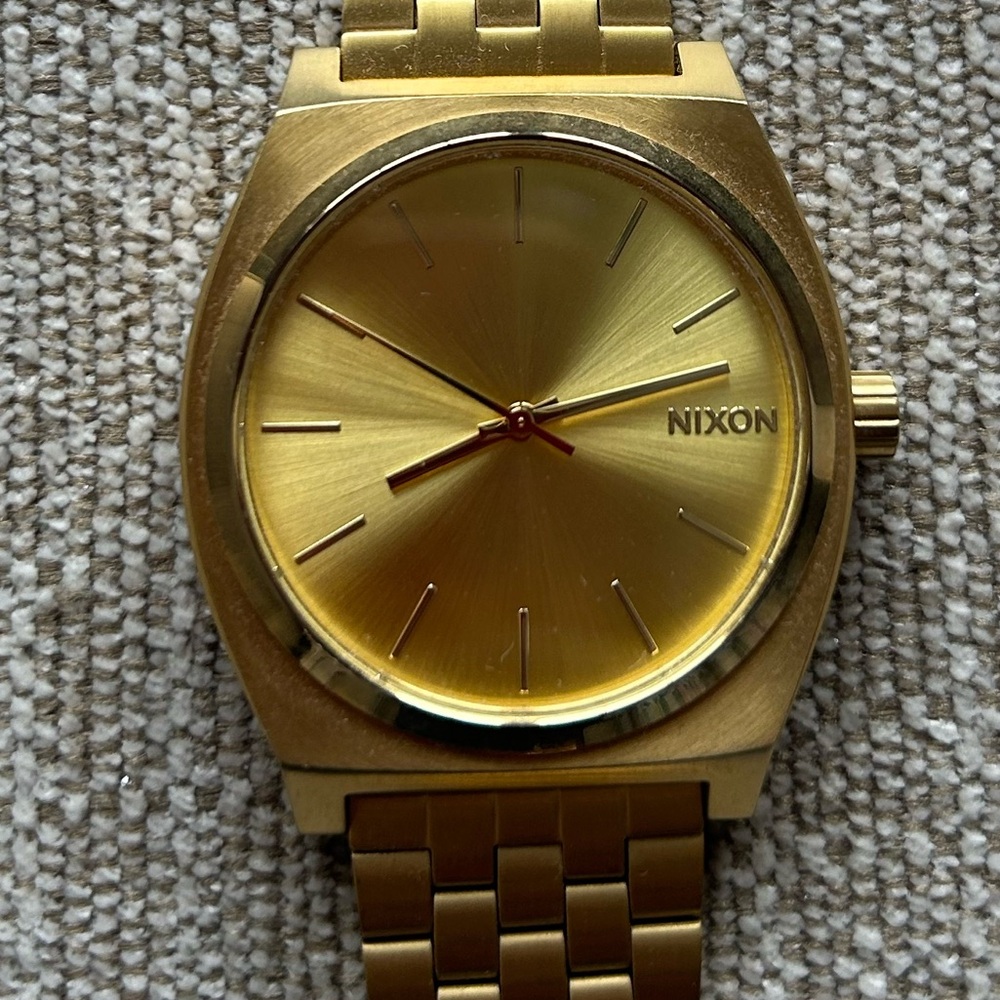Nixon Watch